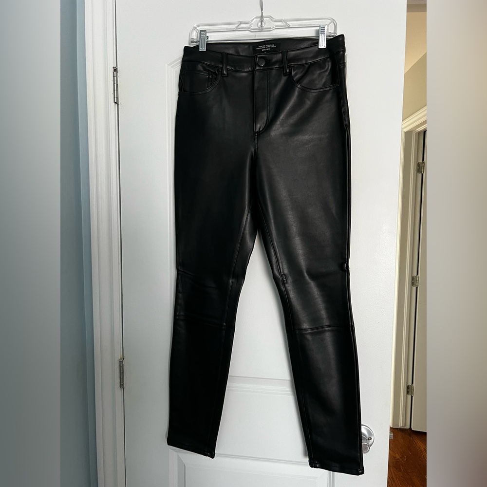New vegan leather hise rise skinny leg black pants